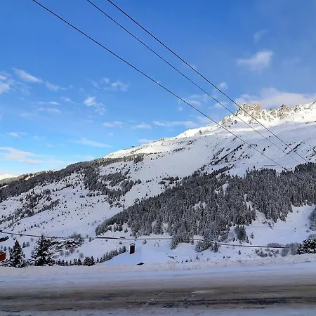 Luxueux 4 Pieces Avec Parking A Meribel - Fr-1-182-263 Apartament Les Allues